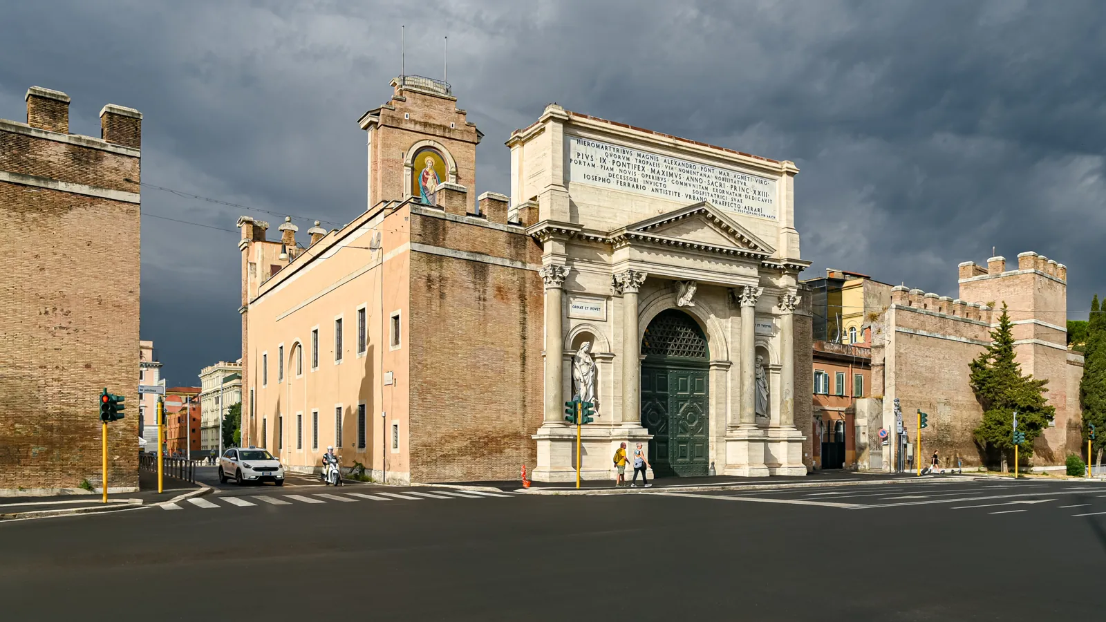 La Porta Pia di Michelangelo nelle Mura Aureliane, Roma